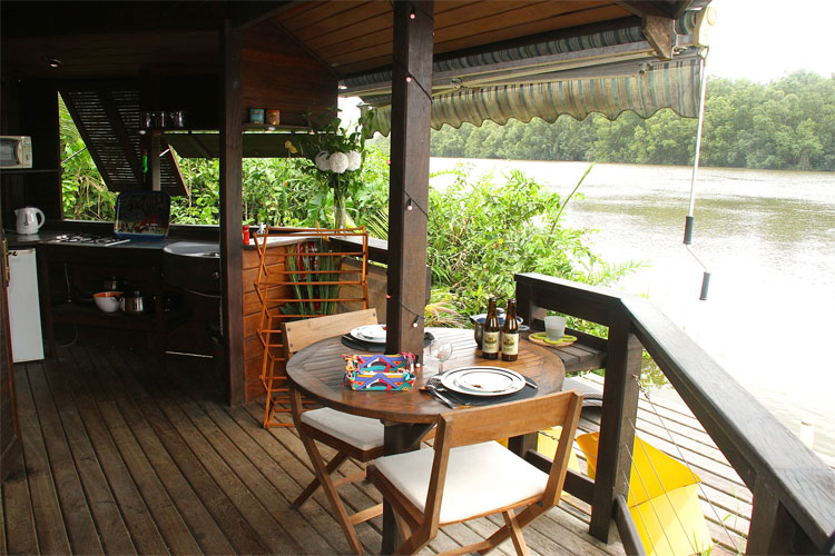 https://www.location-guyane.fr/wp-content/uploads/2015/04/oyak-terrasse1.jpg